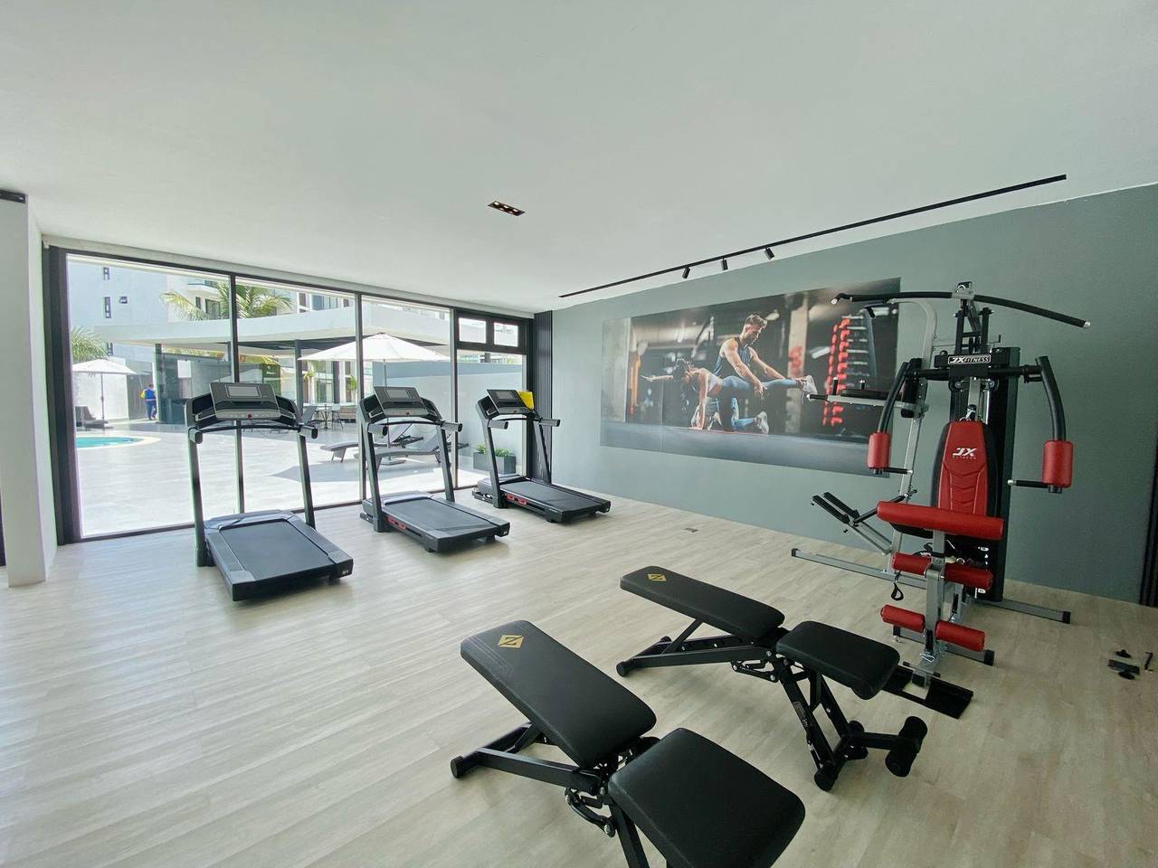 Amplios Apartamentos de Lujo con 3 Habitaciones, Piscina y Gimnasio de Venta en Cerro Hermoso!