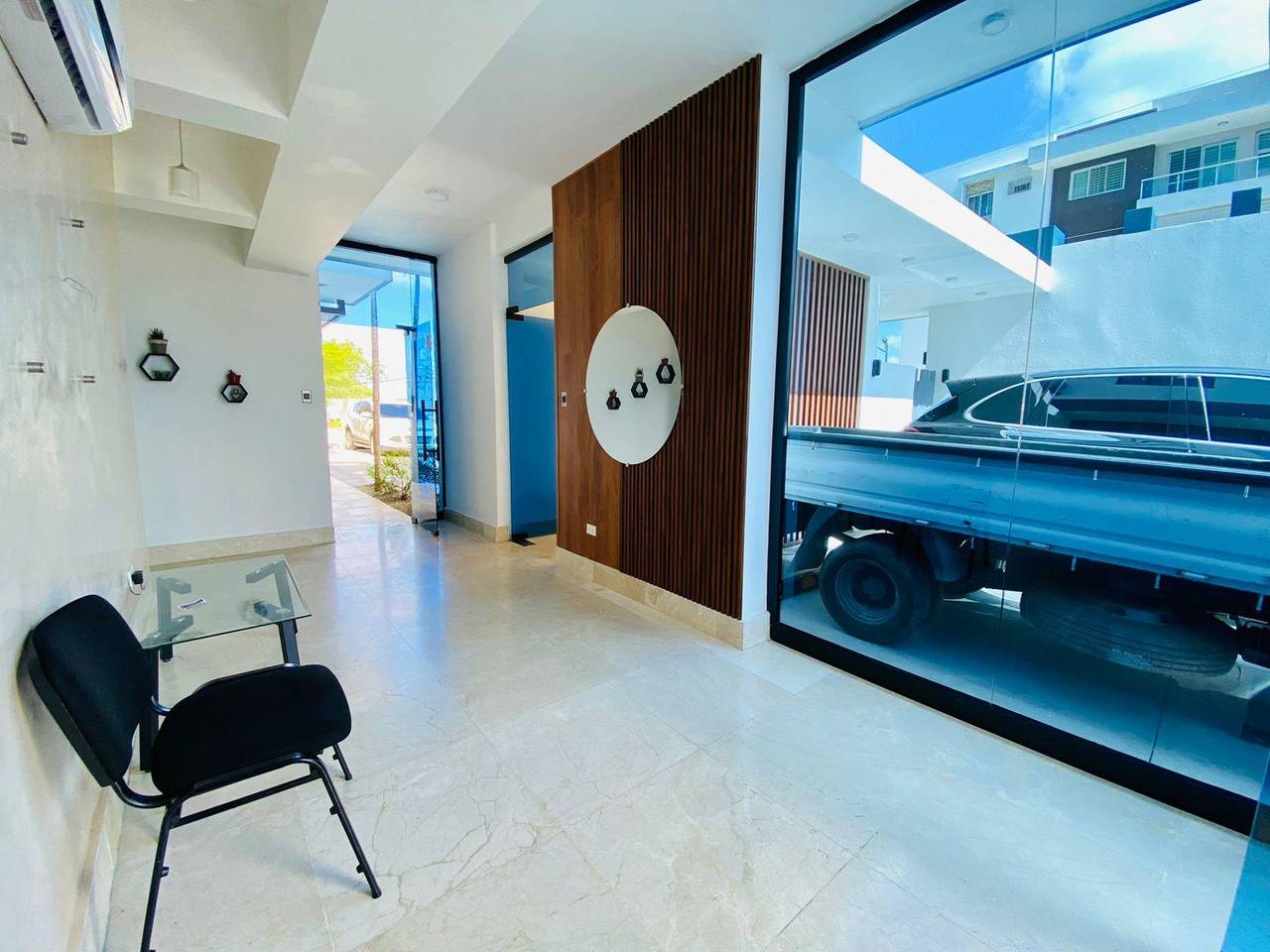 Lujoso Penthouse de 4 Habitaciones con Terraza Privada y Gimnasio Equipado de Venta en Villa María!